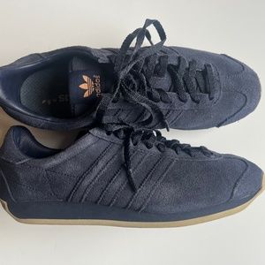 The KHAITE x Country OG 'Legend Ink' Adidas Men’s 6.5 (Women’s ~8)